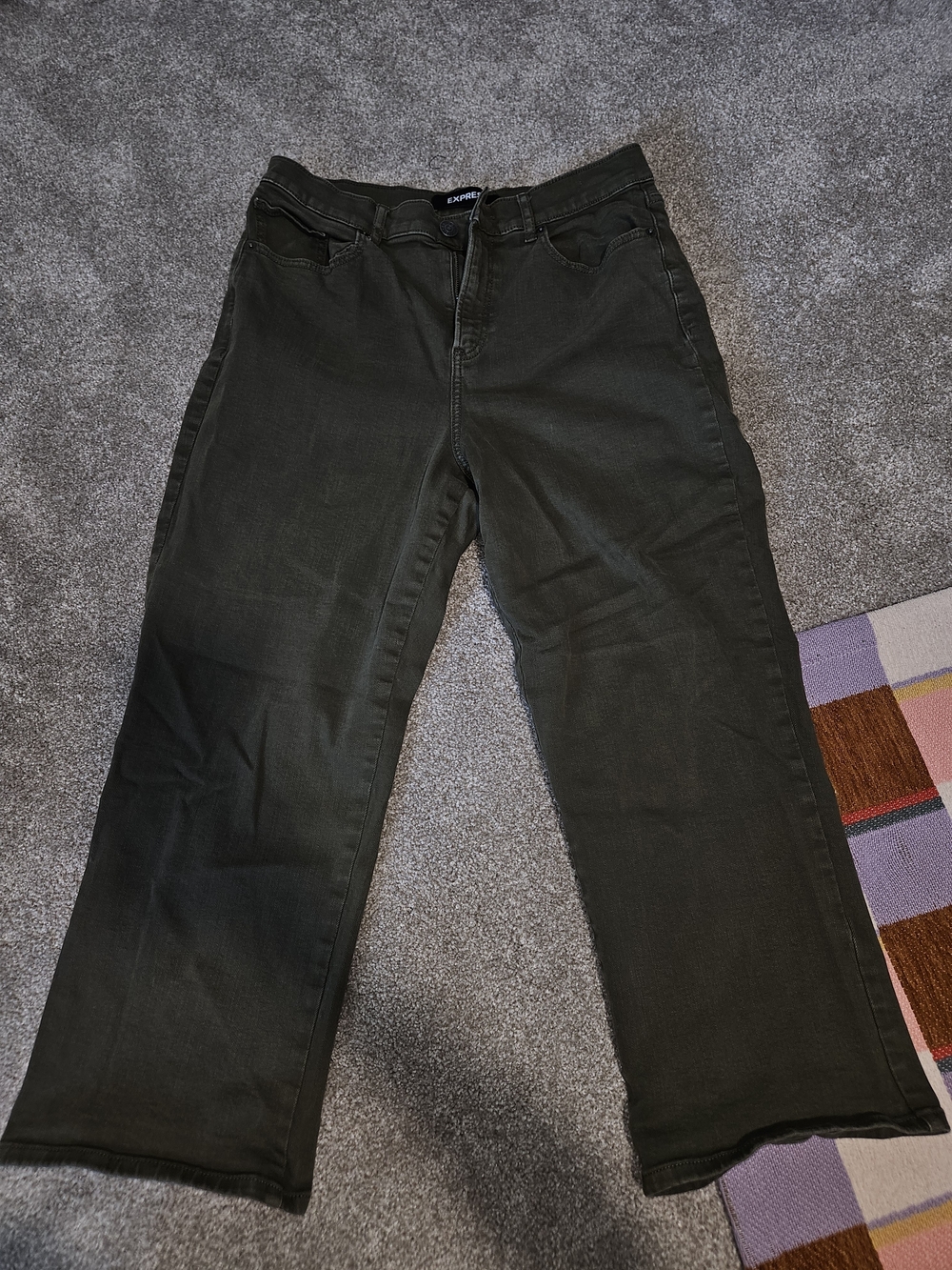 Express Olive Green Cripped Wide Leg, Super High Rise Jeans Size 12